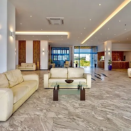 Готель Kamari Hotel, Rhodes
